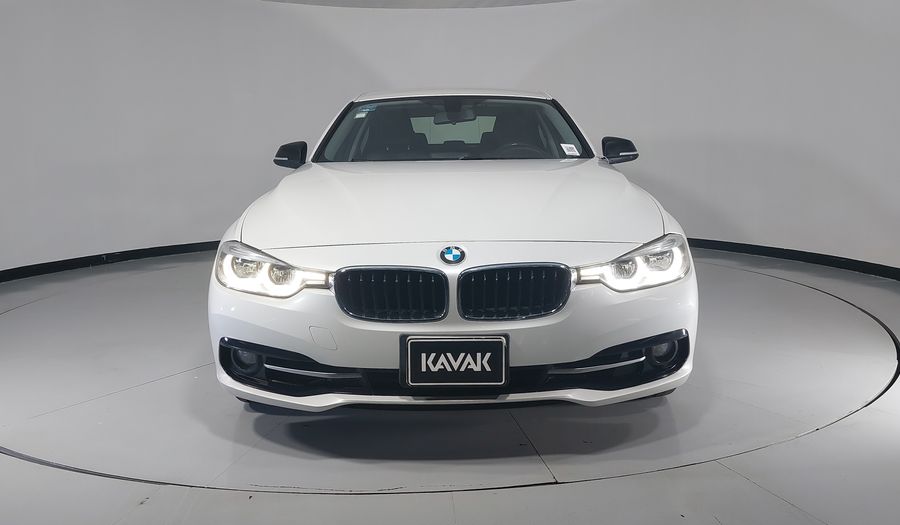 Bmw Serie 3 1.5 318IA SPORT LINE AUTO Sedan 2018
