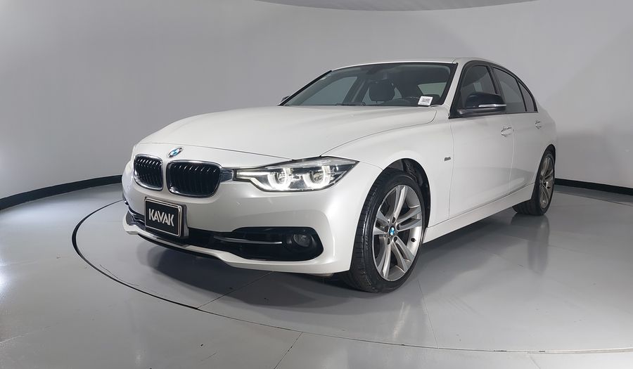 Bmw Serie 3 1.5 318IA SPORT LINE AUTO Sedan 2018