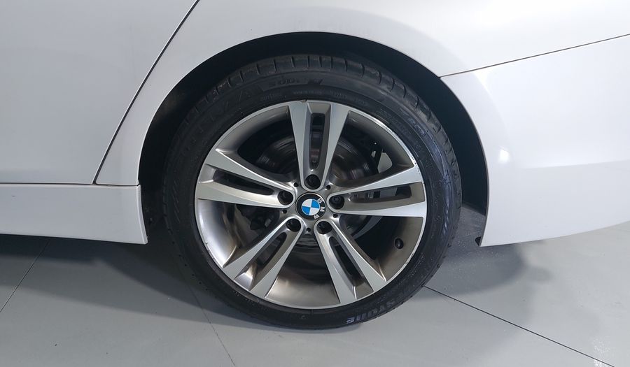 Bmw Serie 3 1.5 318IA SPORT LINE AUTO Sedan 2018