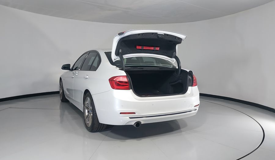 Bmw Serie 3 1.5 318IA SPORT LINE AUTO Sedan 2018