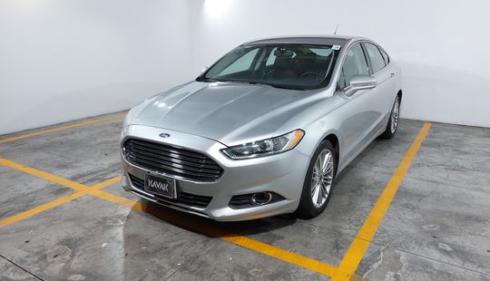 Ford • Fusion