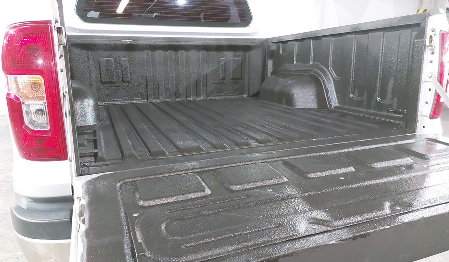 Peugeot Landtrek 2.4 ALLURE Pickup 2021