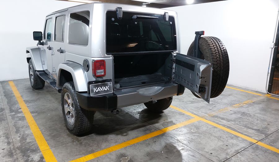 Jeep Wrangler 3.6 JK UNLIMITED SAHARA 4X4 ATX Suv 2018