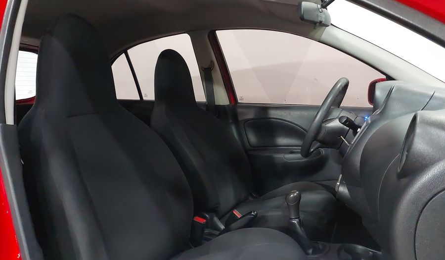Nissan March 1.6 ACTIVE MT Hatchback 2015