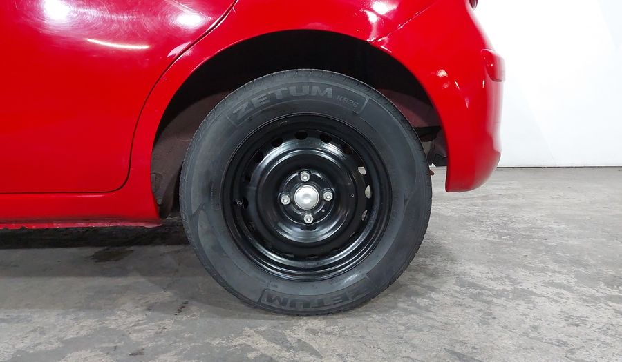 Nissan March 1.6 ACTIVE MT Hatchback 2015