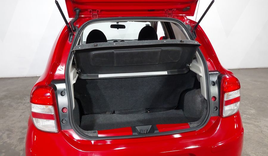 Nissan March 1.6 ACTIVE MT Hatchback 2015
