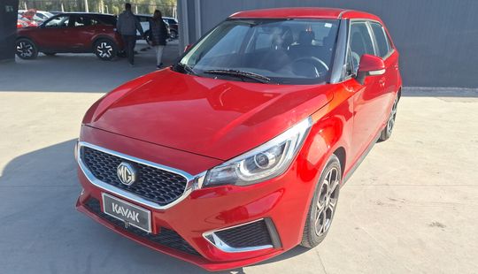 2022 • 28.500 km • Manual