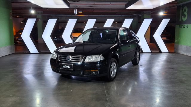 Volkswagen • Bora