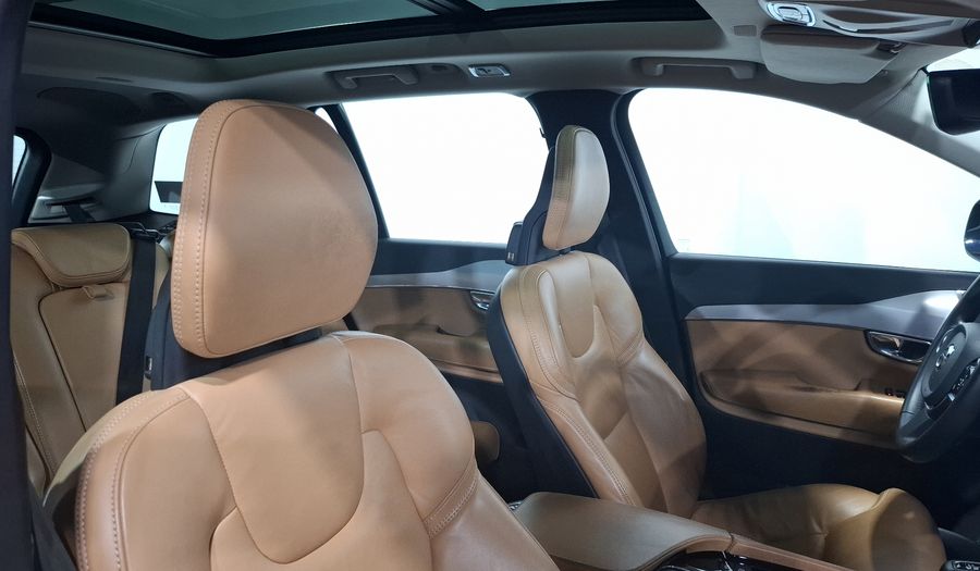 Volvo Xc90 2.0 MOMENTUM T6 AWD AT Suv 2016
