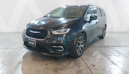Chrysler • Pacifica