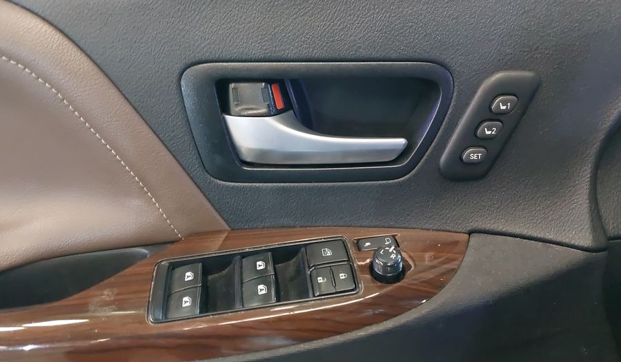 Toyota Sienna 3.5 LIMITED AUTO Minivan 2019