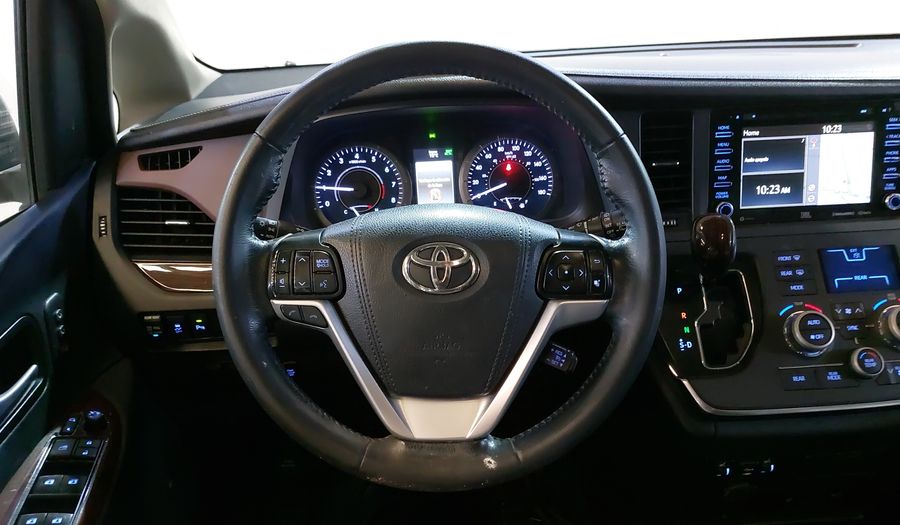 Toyota Sienna 3.5 LIMITED AUTO Minivan 2019