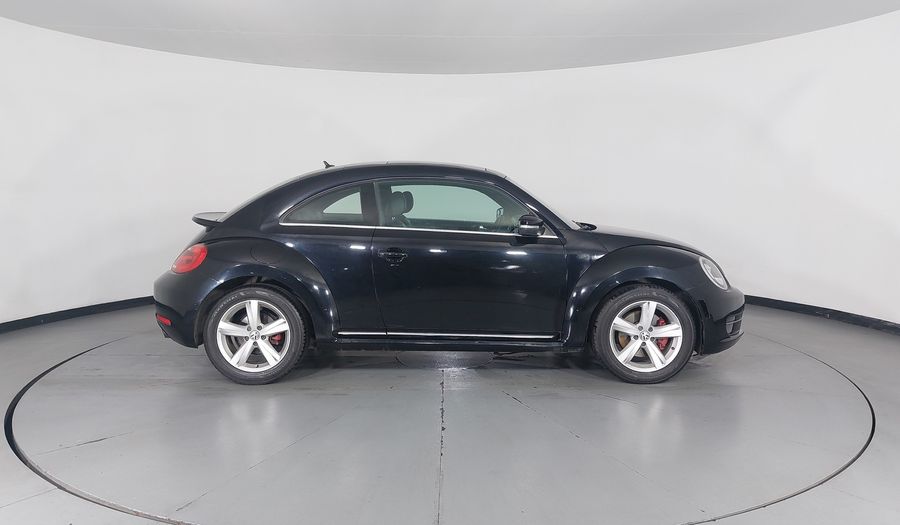 Volkswagen Beetle 2.0 TURBO DSG Hatchback 2012