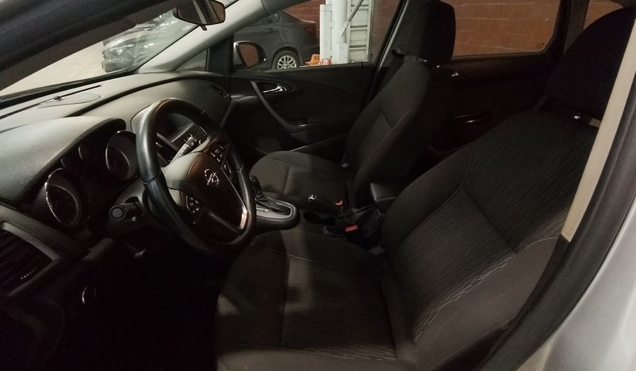 Opel Astra 1.4 TURBO ENJOY AUTO Sedan 2015