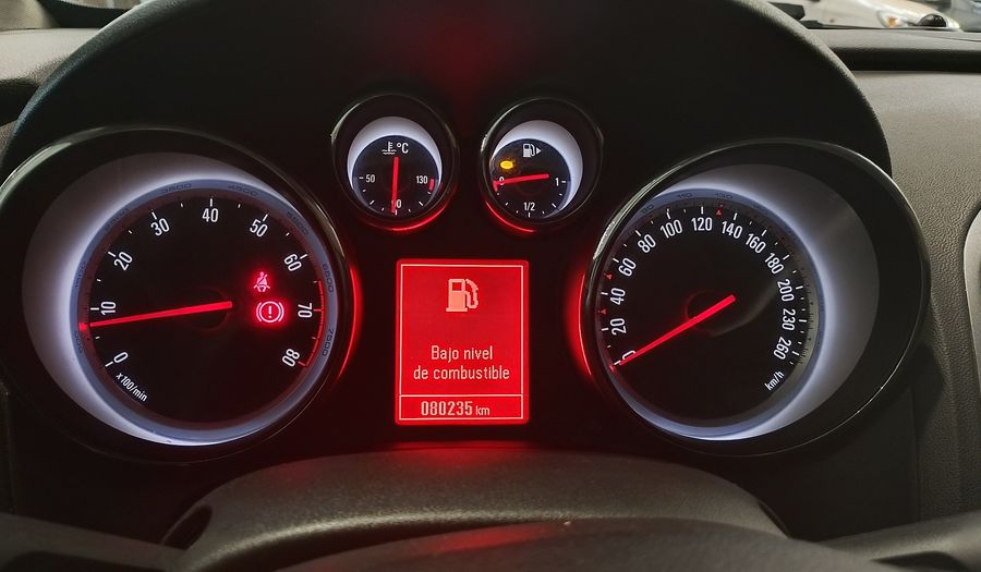 Opel Astra 1.4 TURBO ENJOY AUTO Sedan 2015