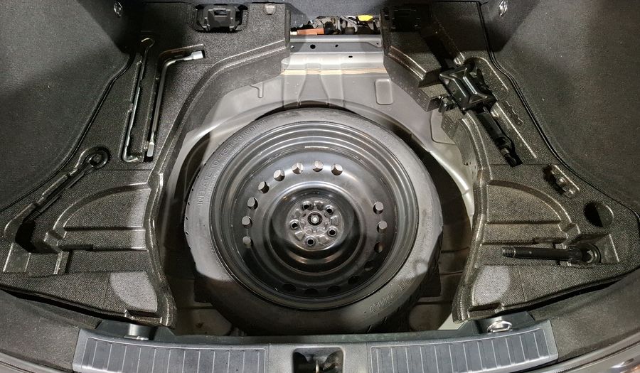 Toyota Prius 1.8 HYBRID BASE Hatchback 2019