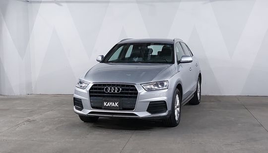 Audi • Q3