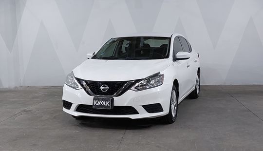 Nissan • Sentra