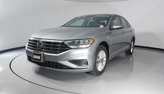 Volkswagen • Jetta