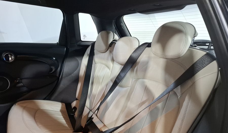 Mini Cooper S 2.0 COOPER HOT CHILI DCT Hatchback 2019