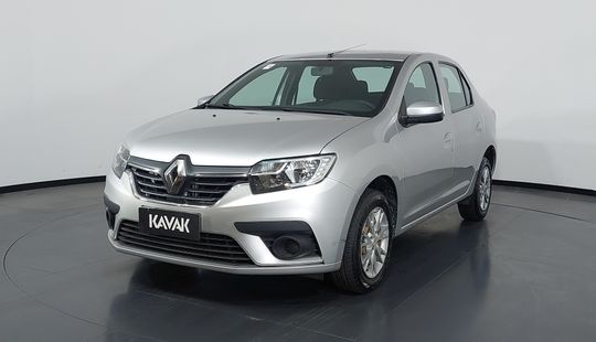 Renault • Logan