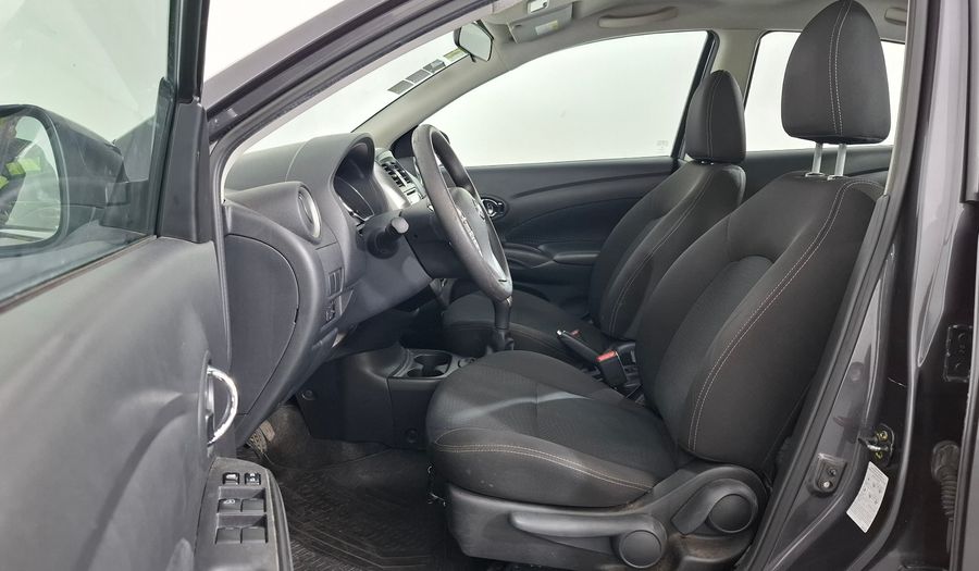 Nissan Versa 1.6 ADVANCE Sedan 2017