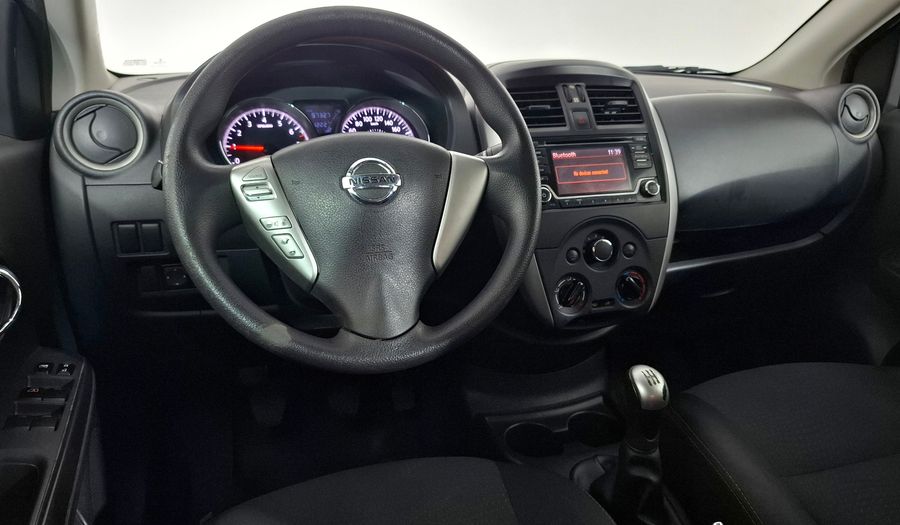Nissan Versa 1.6 ADVANCE Sedan 2017