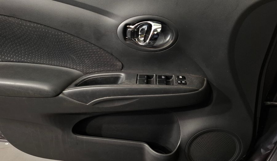 Nissan Versa 1.6 ADVANCE Sedan 2017