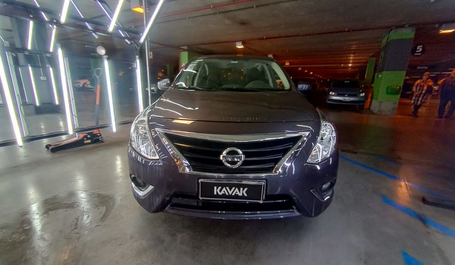 Nissan Versa 1.6 ADVANCE Sedan 2017