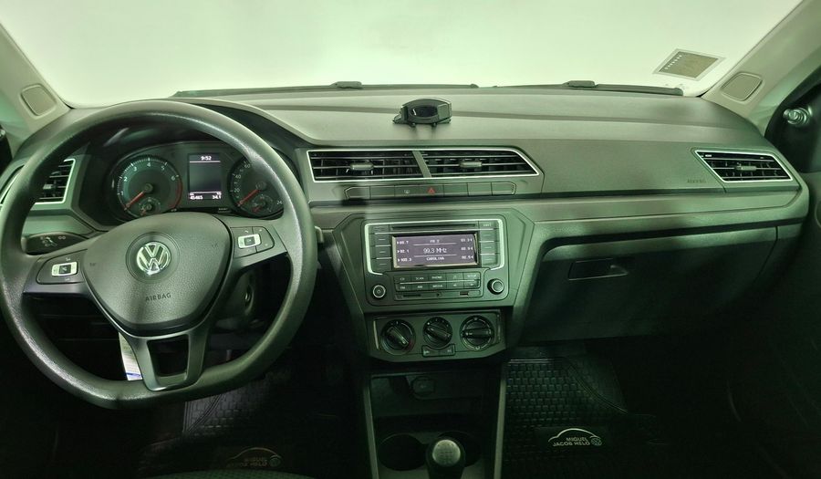 Volkswagen Voyage 1.6 TRENDLINE Sedan 2023