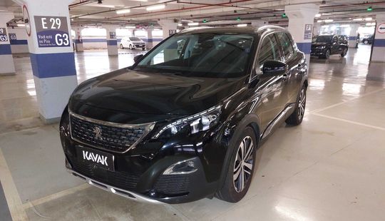 Peugeot • 3008