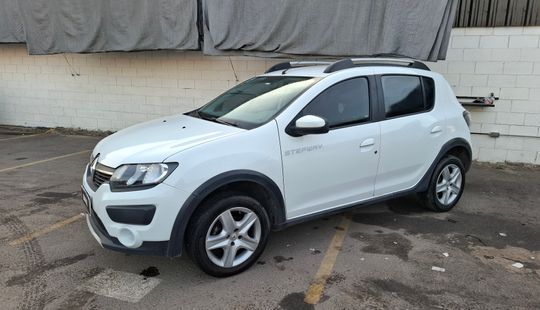 Renault • Sandero Stepway