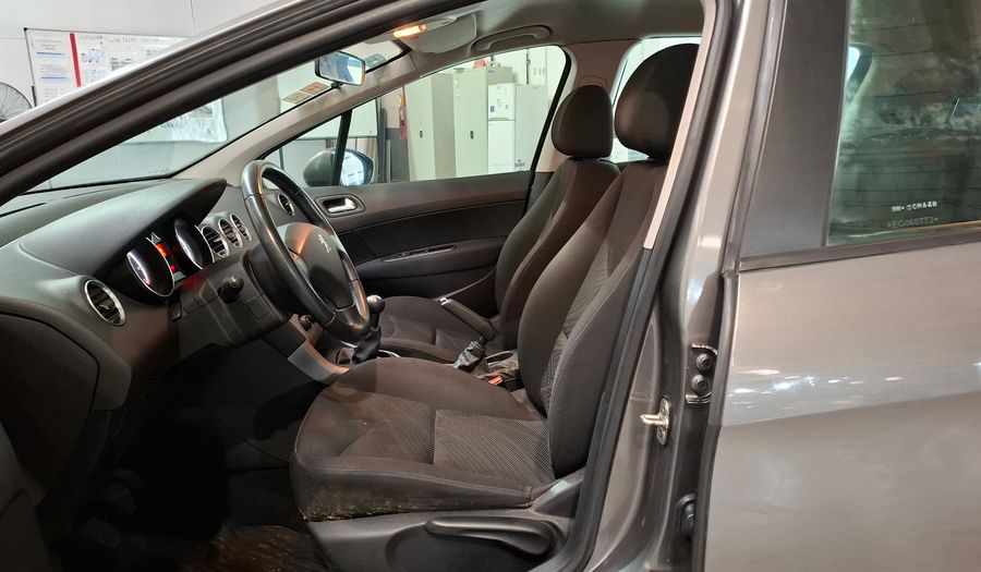 Peugeot 308 1.6 ACTIVE Hatchback 2014
