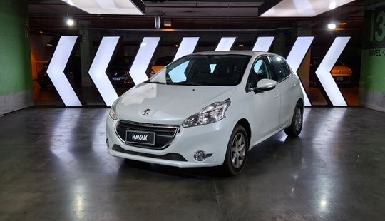 Peugeot • 208