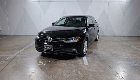 Volkswagen • Jetta