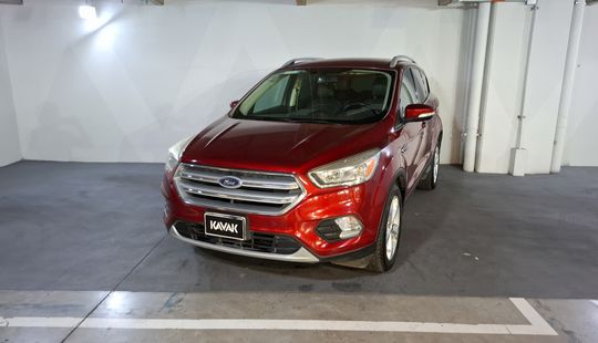 Ford • Escape