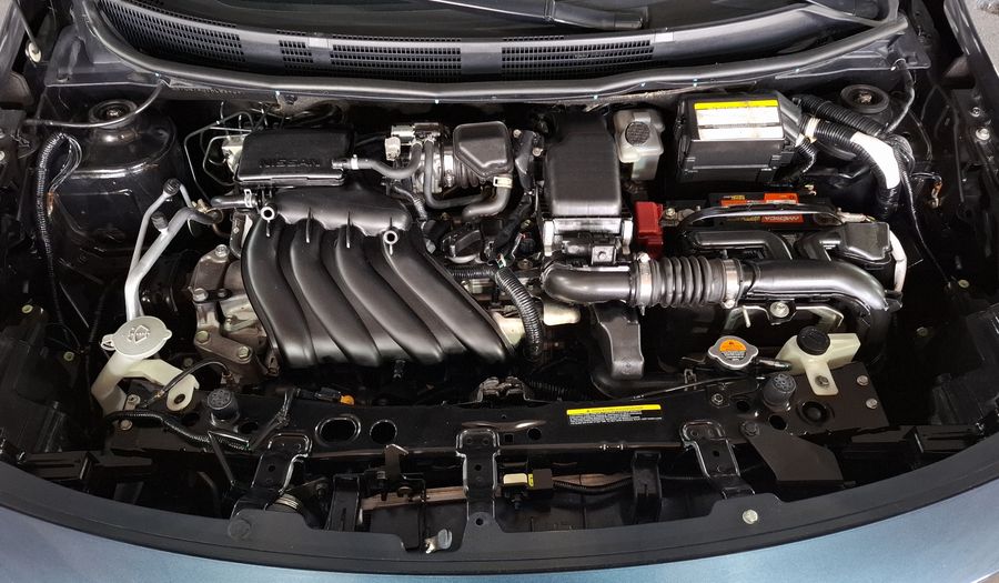 Nissan Versa 1.6 ADVANCE Sedan 2017