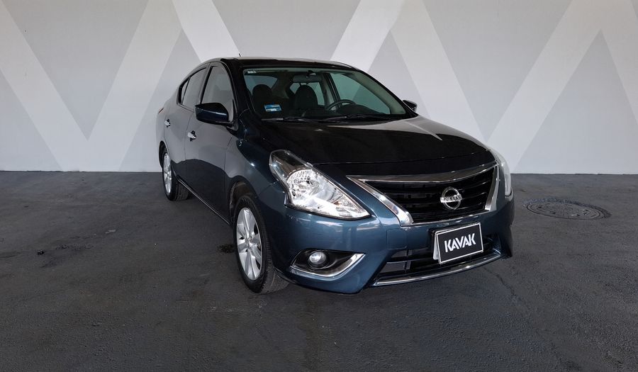 Nissan Versa 1.6 ADVANCE Sedan 2017
