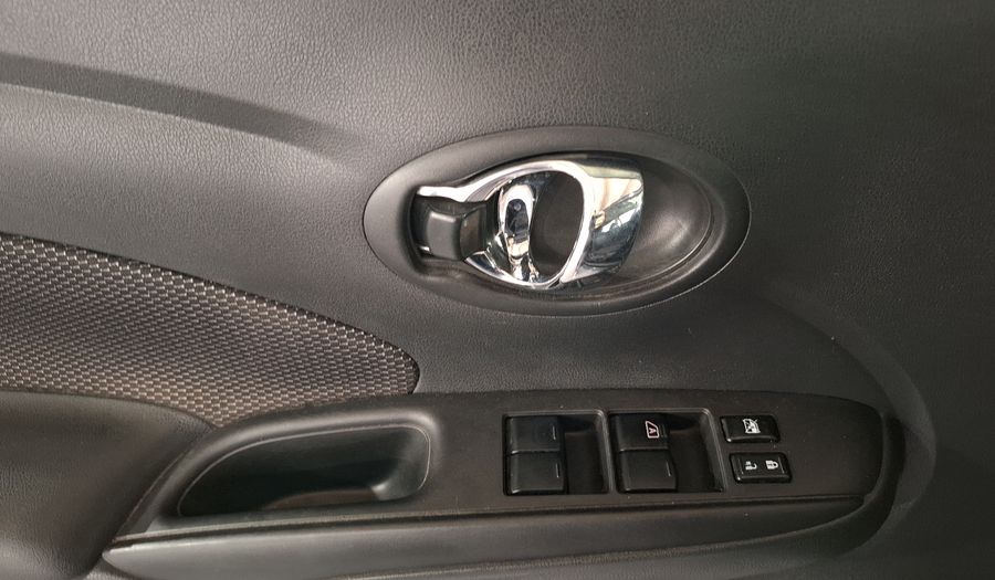 Nissan Versa 1.6 ADVANCE Sedan 2017