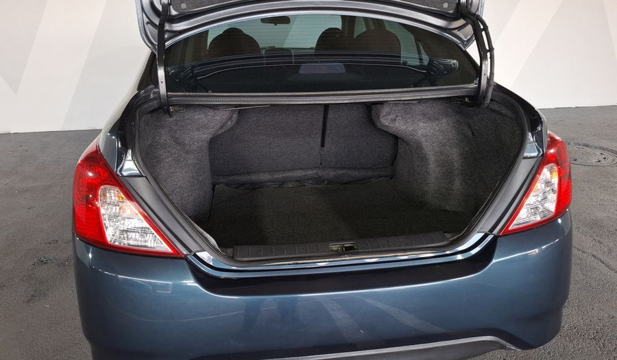 Nissan Versa 1.6 ADVANCE Sedan 2017