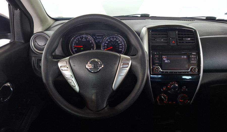 Nissan Versa 1.6 ADVANCE Sedan 2017