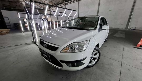 Ford • Focus II