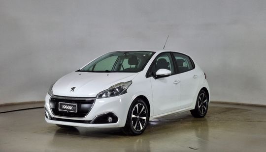 Peugeot • 208