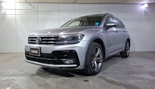 2021 • 21,044 km • Automático