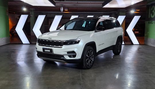Jeep • Commander