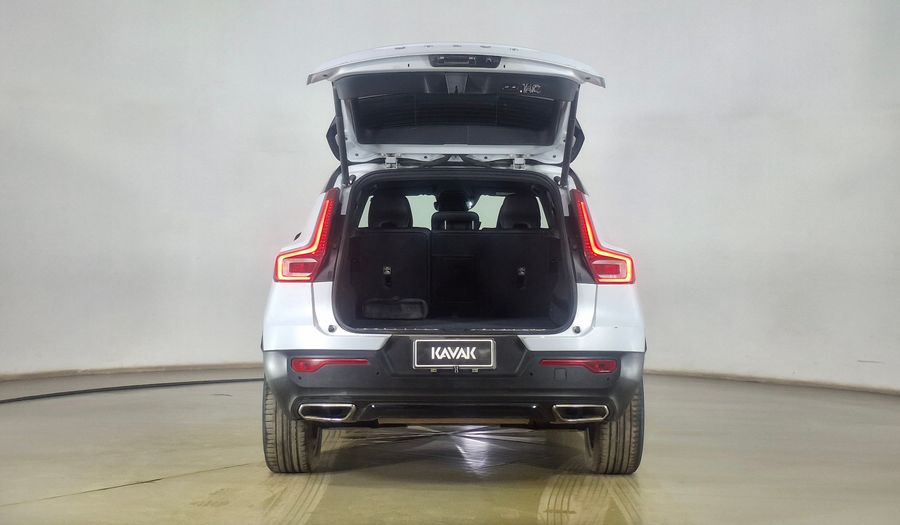 Volvo Xc40 2.0 T5 R-DESIGN AUTO 4WD Suv 2020
