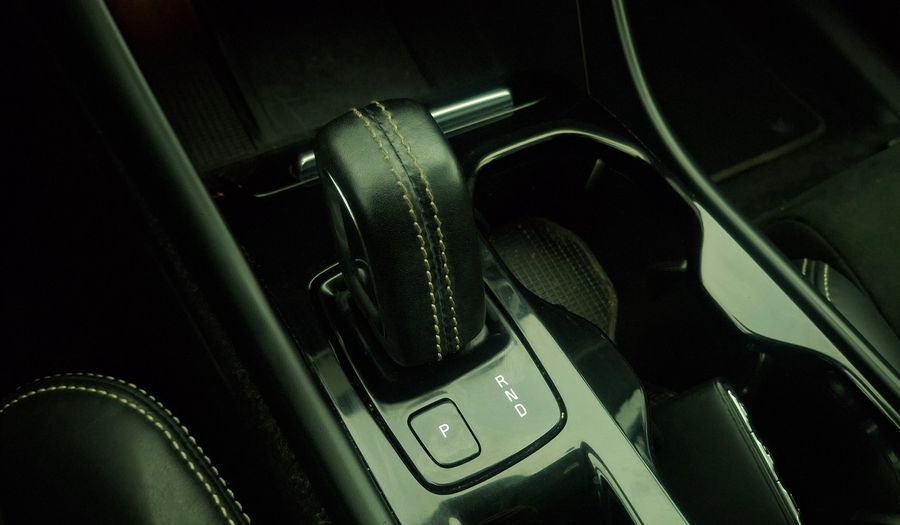 Volvo Xc40 2.0 T5 R-DESIGN AUTO 4WD Suv 2020