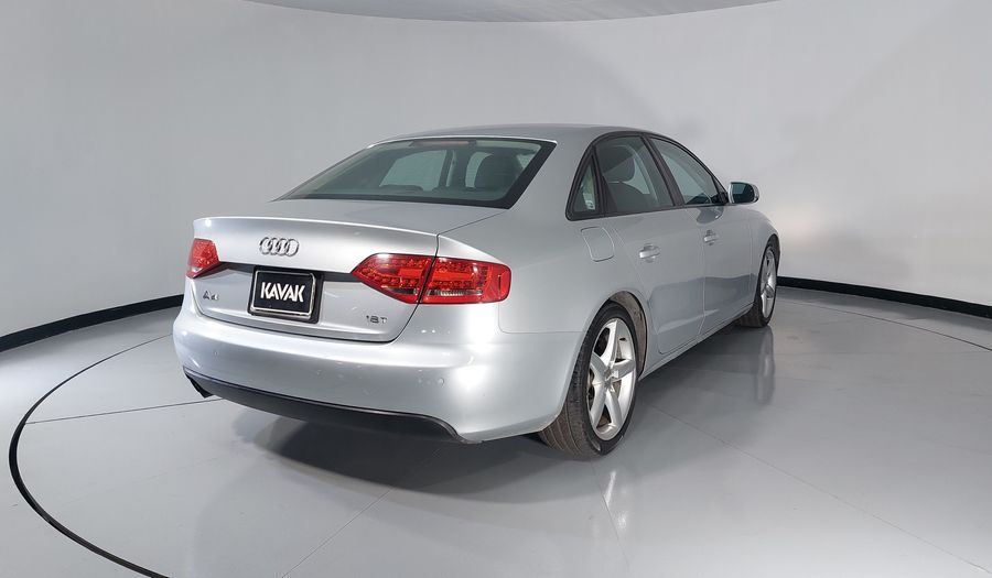 Audi A4 1.8 TFSI TRENDY PLUS MULTITRONIC Sedan 2012