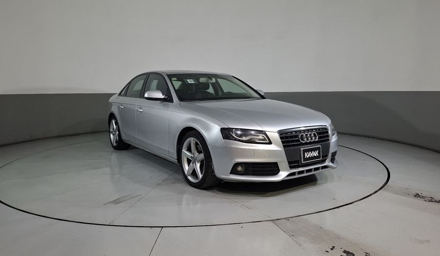 Audi A4 1.8 TFSI TRENDY PLUS MULTITRONIC Sedan 2012