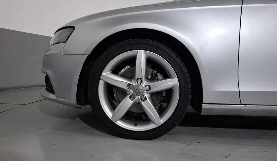 Audi A4 1.8 TFSI TRENDY PLUS MULTITRONIC Sedan 2012